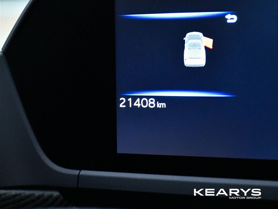 2025 Toyota bZ4X - image 30