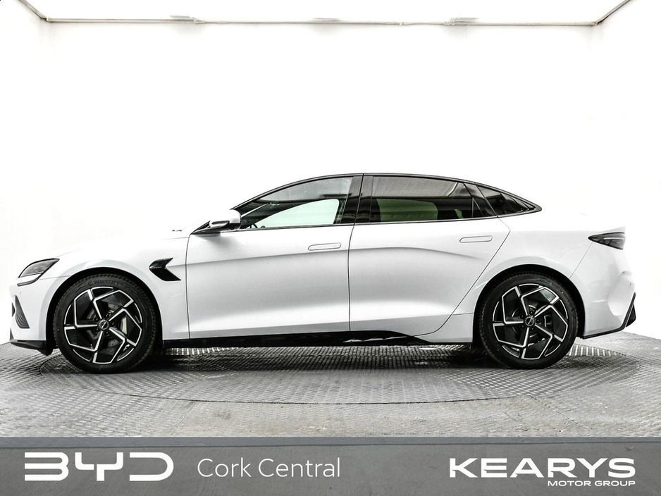 2026 BYD Seal - image 3