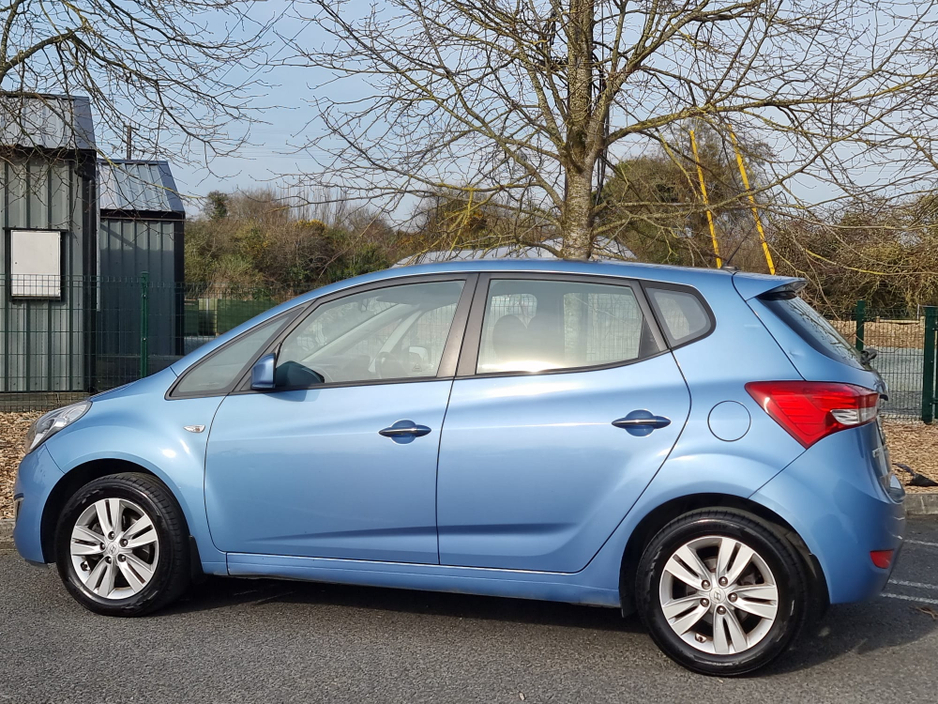 2015 Hyundai ix20 - image 12