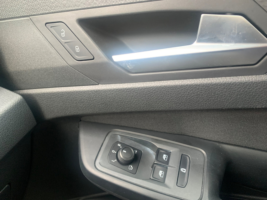 2023 Volkswagen Caddy Maxi LIFE 2.0 TDI DSG 7 SEATER // GREAT CONDITION // ONE OWNER // DOCUMENTED SERVICE HISTORY // 02/27 NCT AND €210 ROAD TAX // €38,950