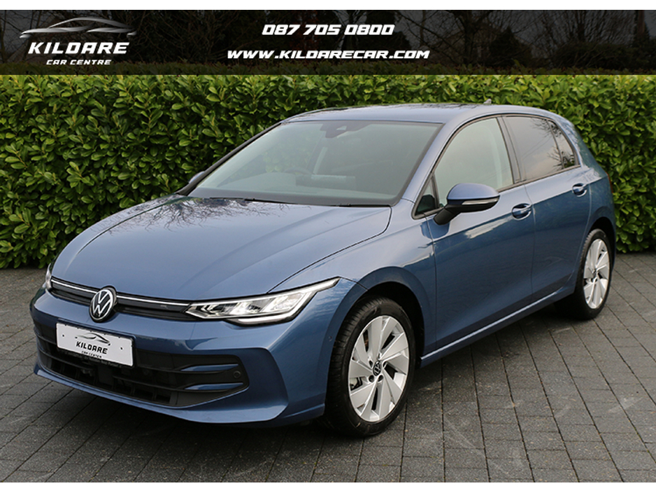 2025 Volkswagen Golf eTSI HYBRID AUTO €31,995