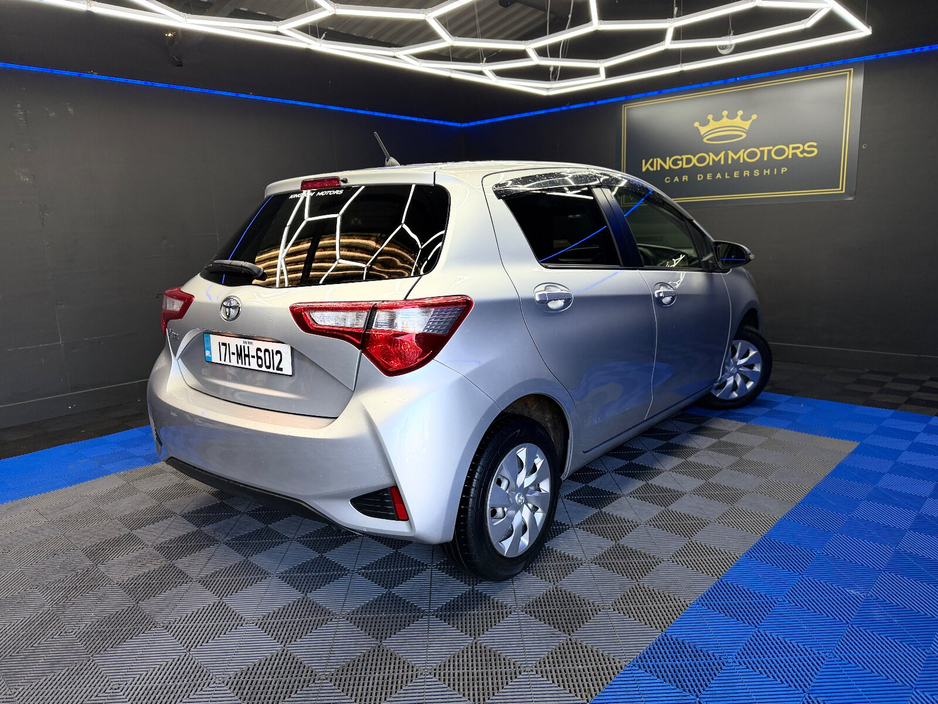 2017 Toyota Vitz 1.0 VVT-i 3Dr Terra €12,900