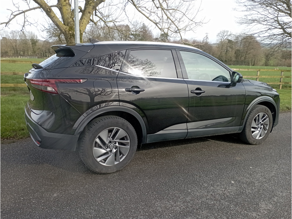 2021 Nissan Qashqai - image 4