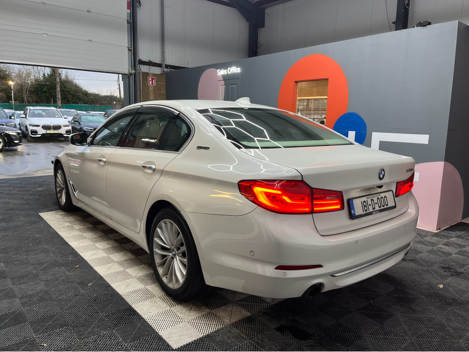 2018 BMW 5 Series €23950! 2018 BMW 530E LUXURY iPERFORMANCE 2.0 AUTOMATIC / CRUISE CONTROL / 360° CAMERA / PADDLE SHIFTERS / ELECTRIC MEMORY & HEATED SEATS €23,950