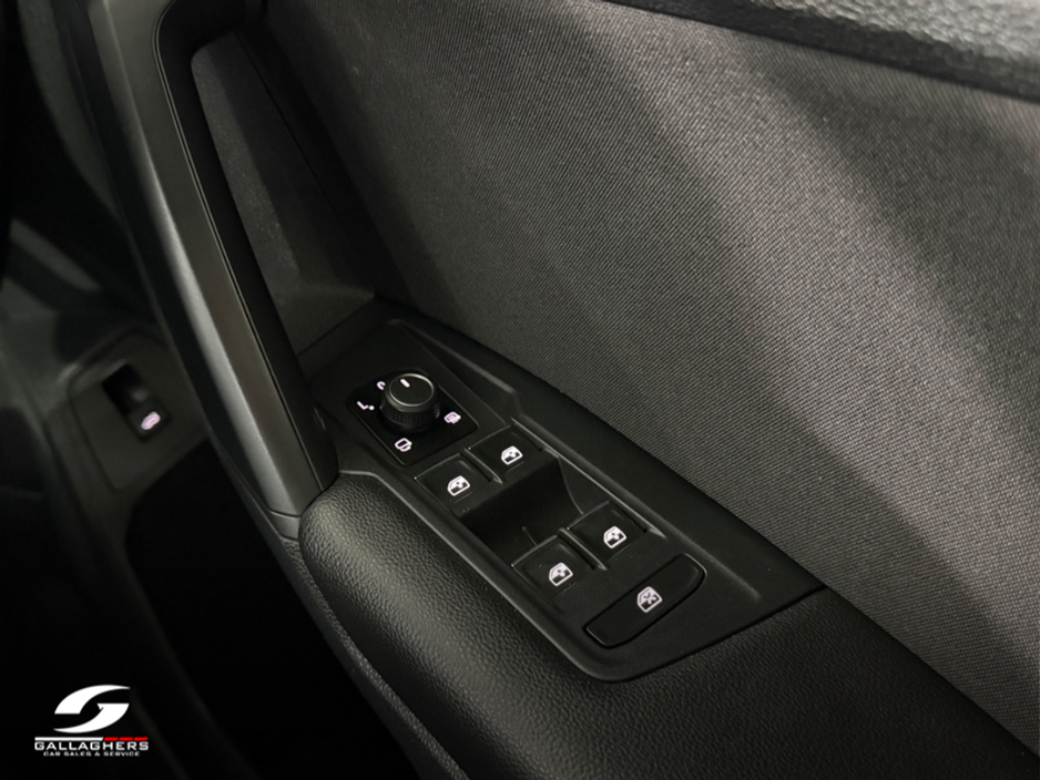 2019 Volkswagen Tiguan - image 21