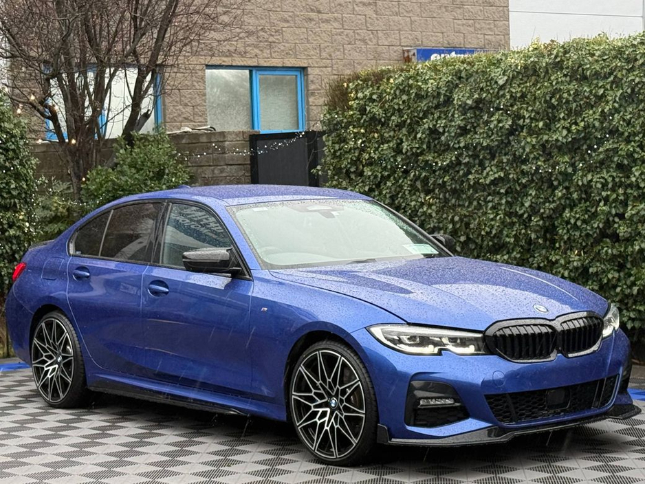 2020 BMW 3 Series 330e M-SPORT COMPETITION 2.0 HYBRID * HUGE SPEC * // VERY LOW MILEAGE // HEADS-UP DISPLAY // APPLE CARPLAY/BLUETOOTH MUSIC €34,900