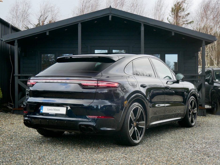 2023 Porsche Cayenne 3.0 V6 E-Hybrid 4WD Auto €87,950