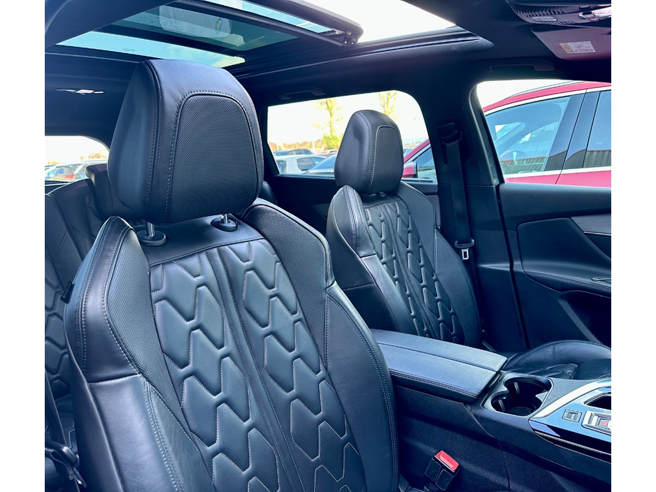2019 Peugeot 5008 - image 8