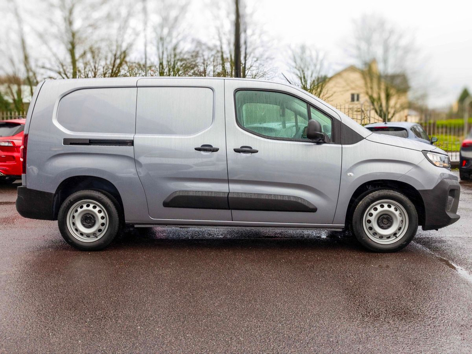 2026 Peugeot Partner 2026 PRE REG OFFER PARTNER PROF PLUS 1.5 HDI 100 €23,750