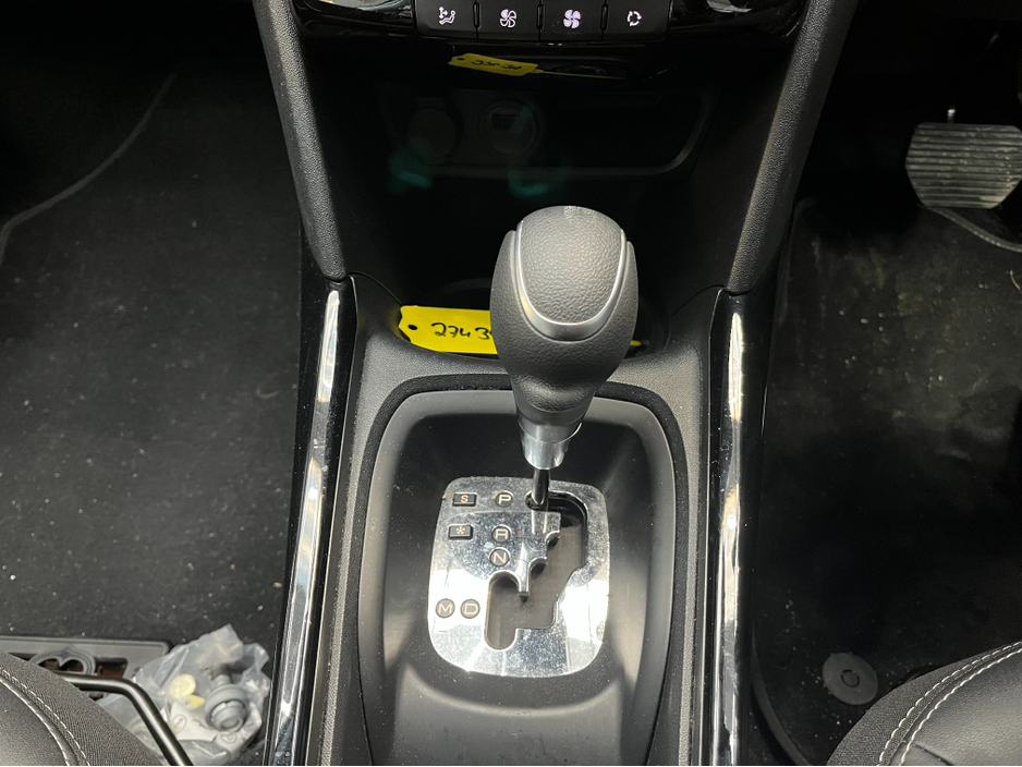 2017 Peugeot 2008 €12950! 2017 PEUGEOT 2008 ALLURE 1.2 AUTOMATIC / CRUISE CONTROL €12,950