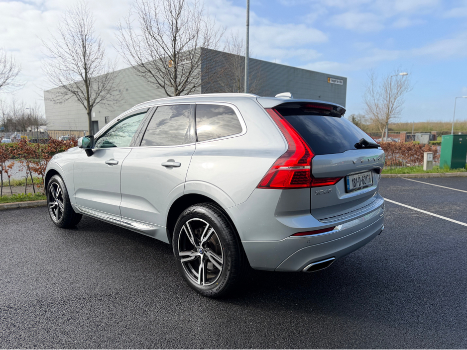 2018 Volvo XC60 - image 3