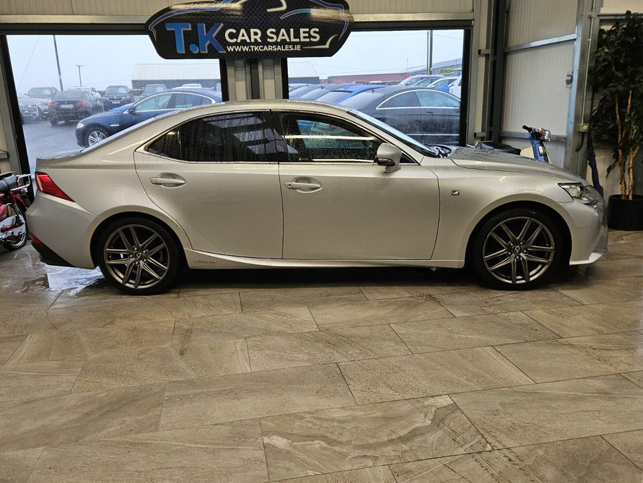 2017 Lexus IS 300 h 300h F-Sport €19,950