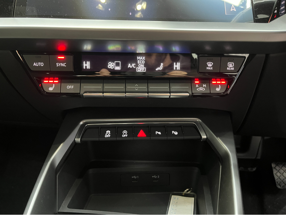 2022 Audi A3 €26950! 2022 AUDI A3 30TFSI SPORTBACK ADVANCED 1.0 AUTOMATIC / CRUISE CONTROL / REVERSE CAMERA / HEATED SEATS / PADDLE SHIFTERS / APPLE CARPLAY AND MORE €26,950