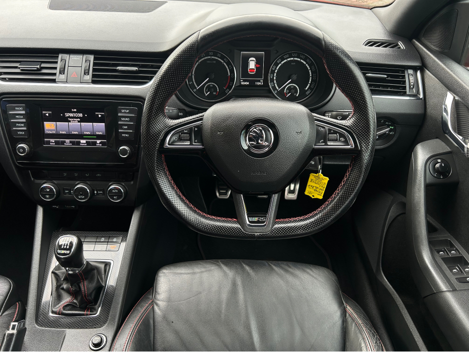 2015 Skoda Octavia - image 9