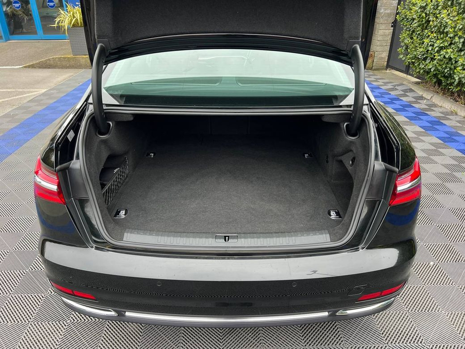 2021 Audi A6 - image 14