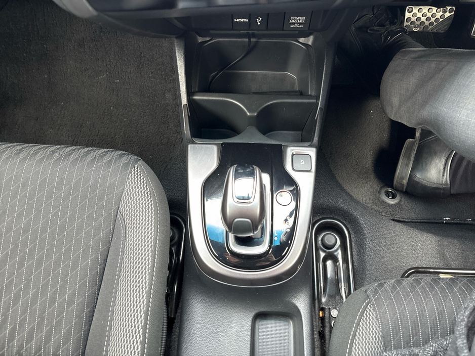 2017 Honda Fit 1.5L Petrol Hybrid Automatic €13,950