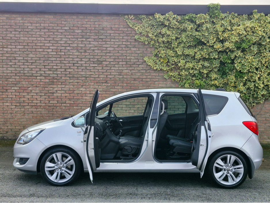 2017 Opel Meriva - image 4