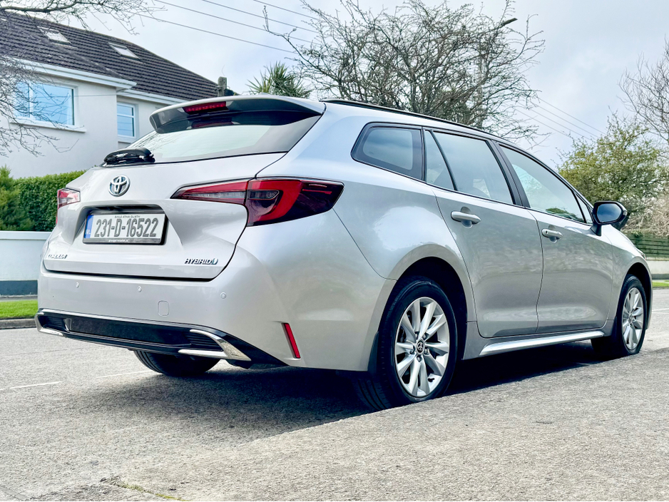 2023 Toyota Corolla - image 14