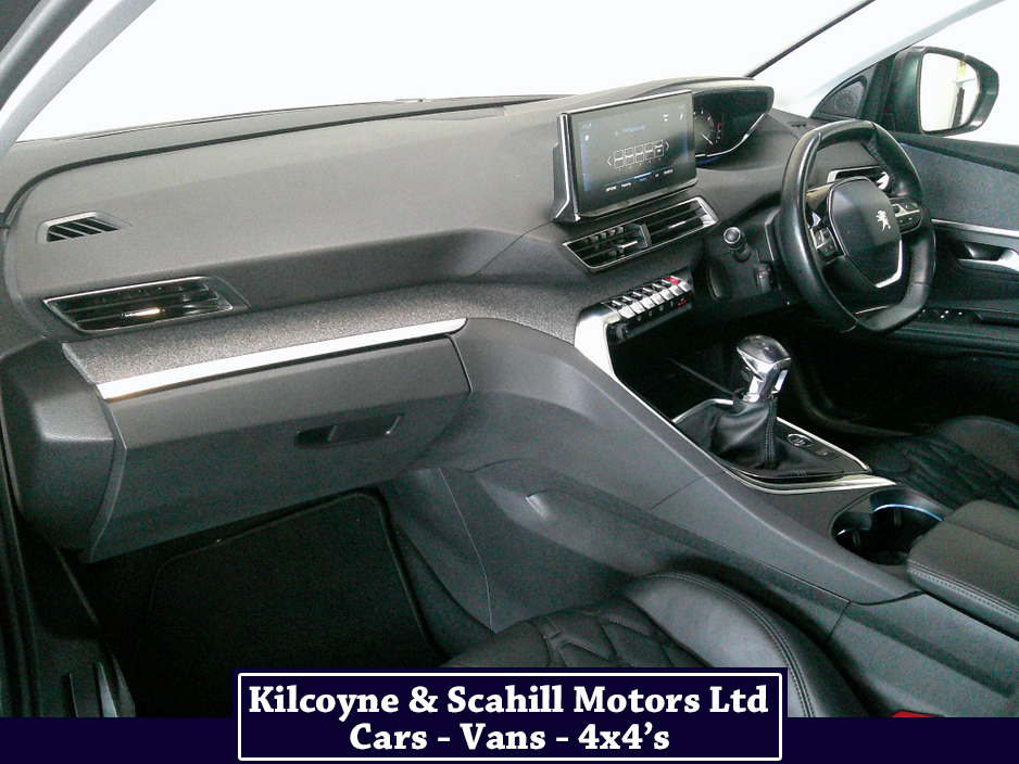 2021 Peugeot 5008 ALLURE BLUEHDI 7 Seater *Leather Interior + Heated Seats* €30,950