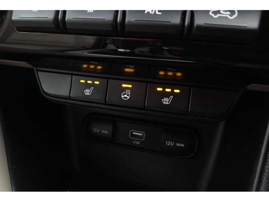 2019 Kia Sportage - image 17