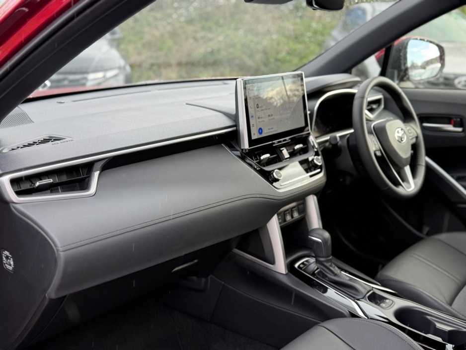 2025 Toyota Corolla Cross - image 31