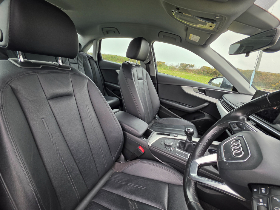 2017 Audi A4 - image 11