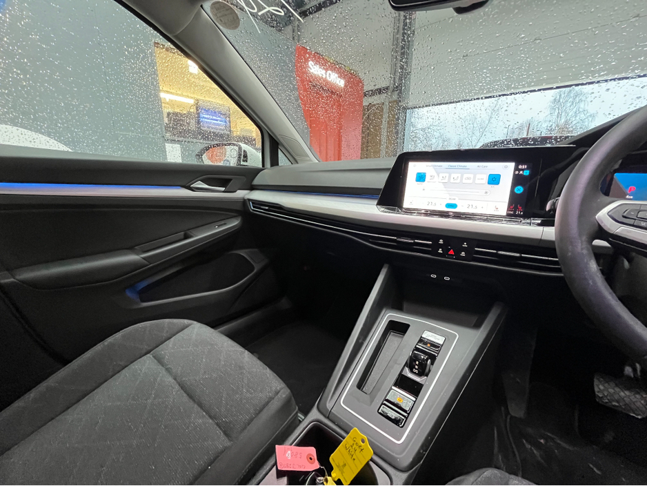 2024 Volkswagen Golf €32950 2024 VOLKSWAGEN GOLF 2.0 TDI ACTIVE ADVANCE PLATINUM ED 2.0 AUTOMATIC / CRUISE CONTROL / REVERSE CAMERA / HEATED SEATS / AMBIENT LIGHTS €32,950