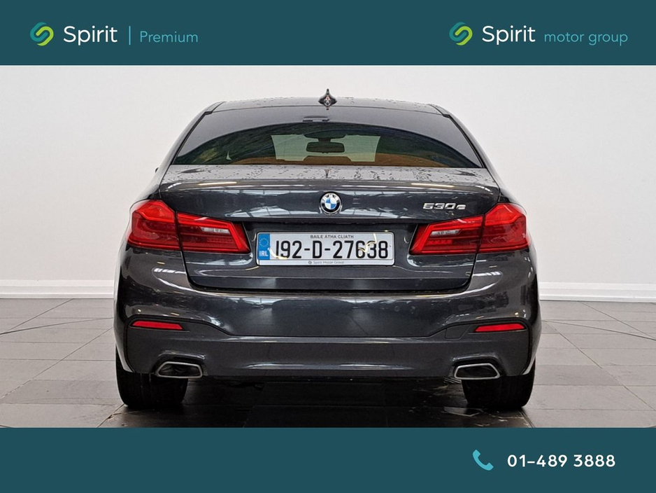 2019 BMW 5 Series - image 7