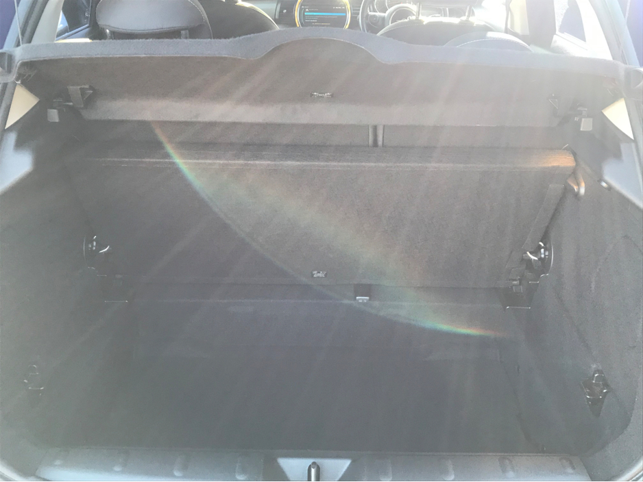 2018 MINI Cooper - image 12