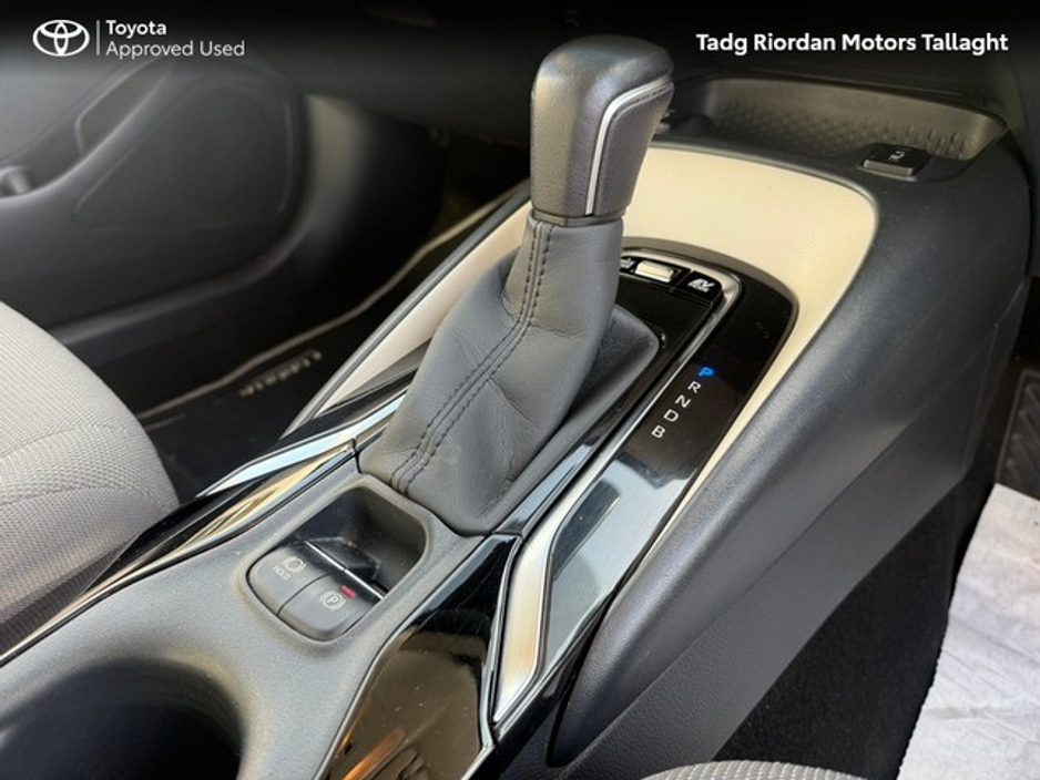 2021 Toyota Corolla - image 16