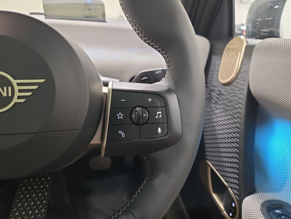 2026 MINI Hatch - image 15