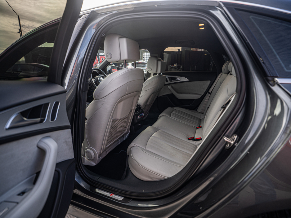 2016 Audi A6 - image 25