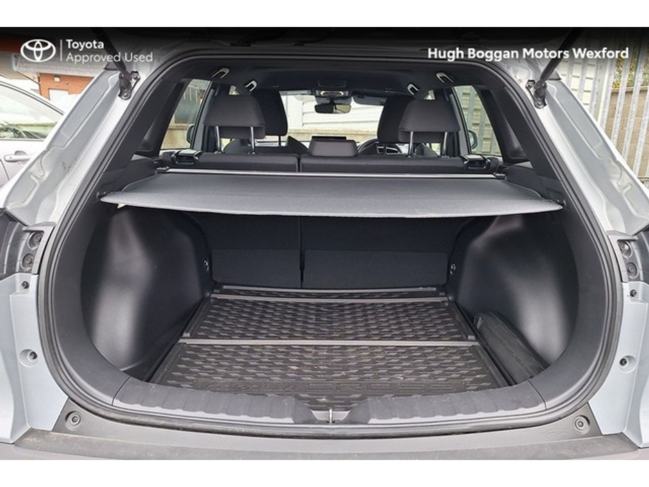 2024 Toyota Corolla Cross - image 10