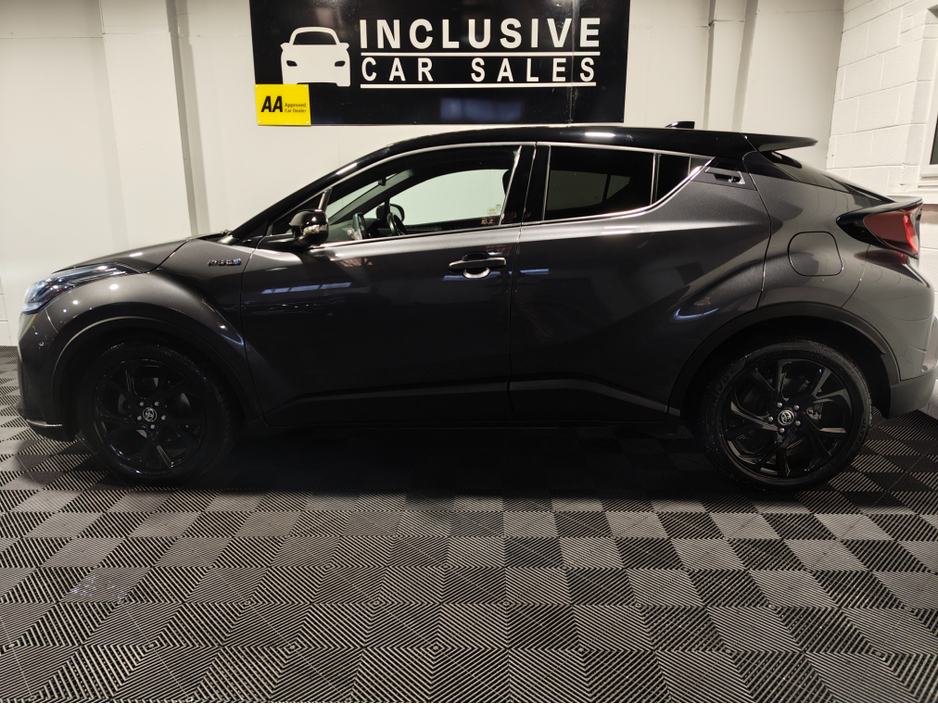 2021 Toyota C-HR - image 15