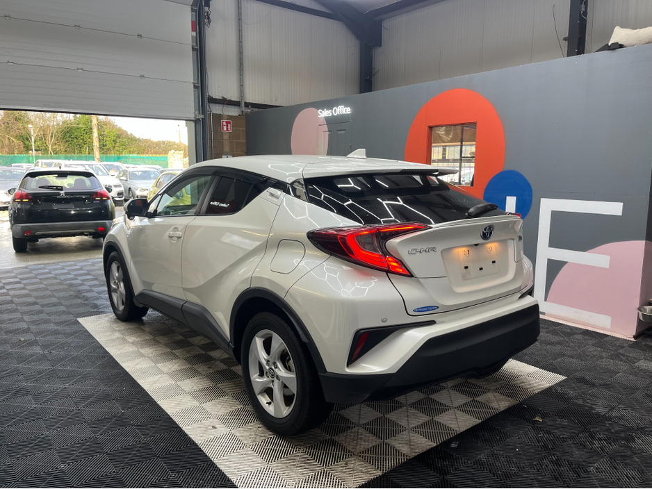 2019 Toyota C-HR €19950 2019 TOYOTA C-HR S LED PACKAGE 1.8 AUTOMATIC / CRUISE CONTROL AND MORE €19,950