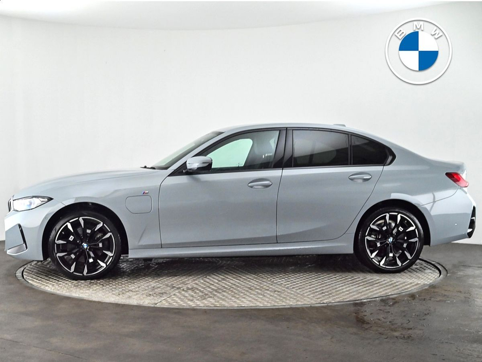 2025 BMW 3 Series 330e M Sport Saloon €54,900