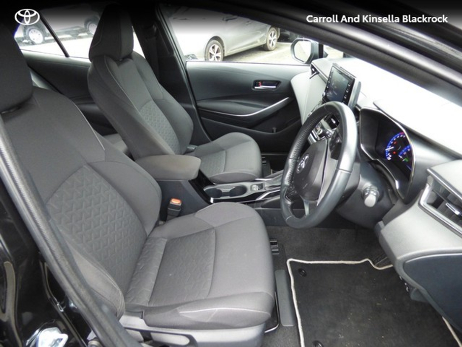 2023 Toyota Corolla Hybrid Luna HB €26,950
