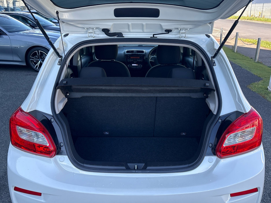 2018 Mitsubishi Mirage - image 9