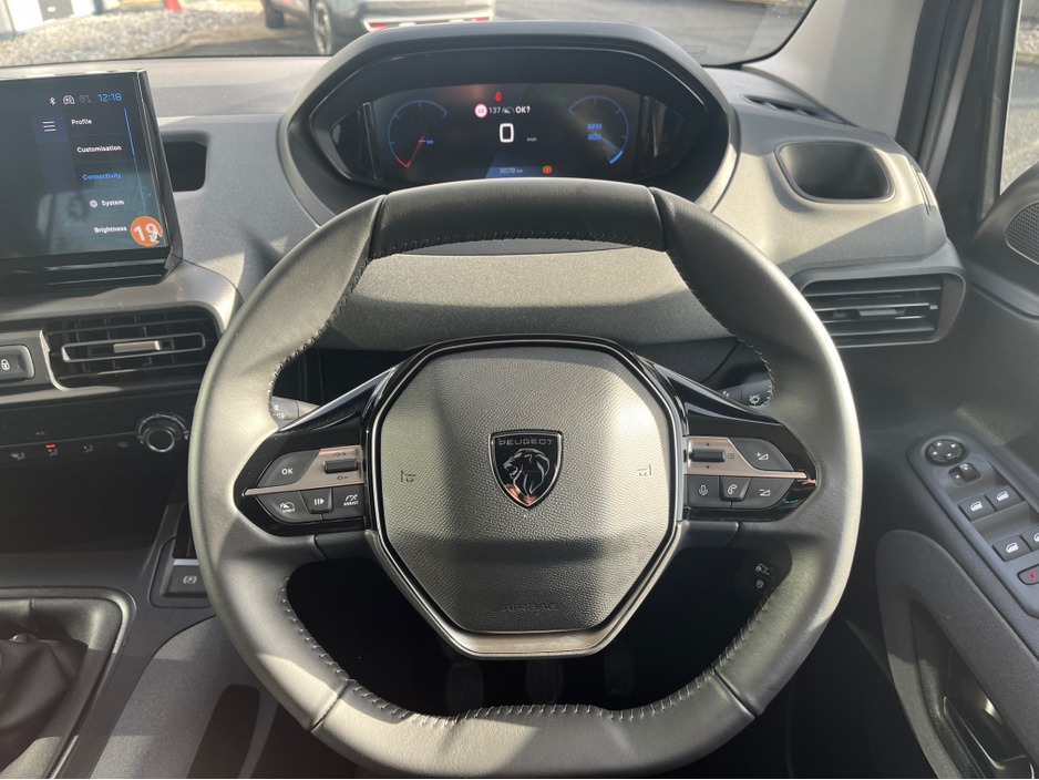 2024 Peugeot Rifter New Model Wheelchair Accessible Low Kms €26,950