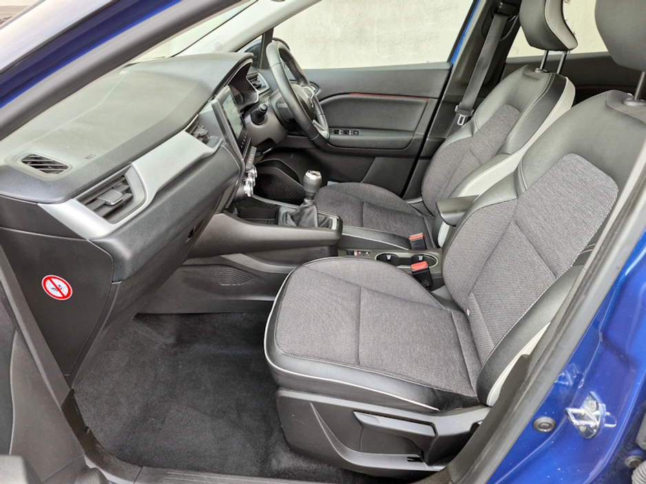 2023 Renault Captur - image 4