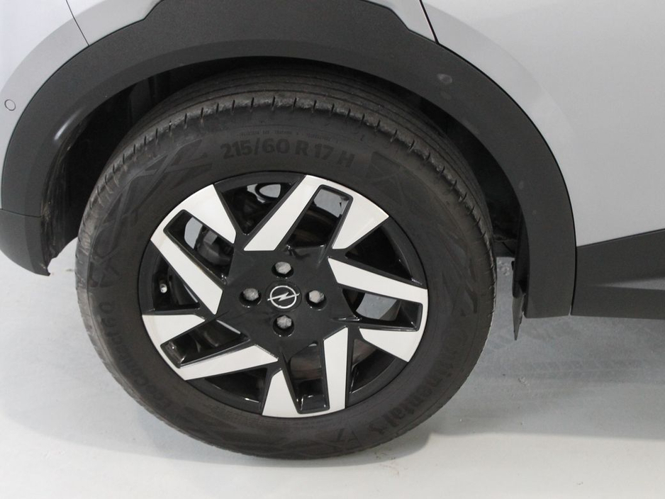 2022 Opel Mokka - image 30