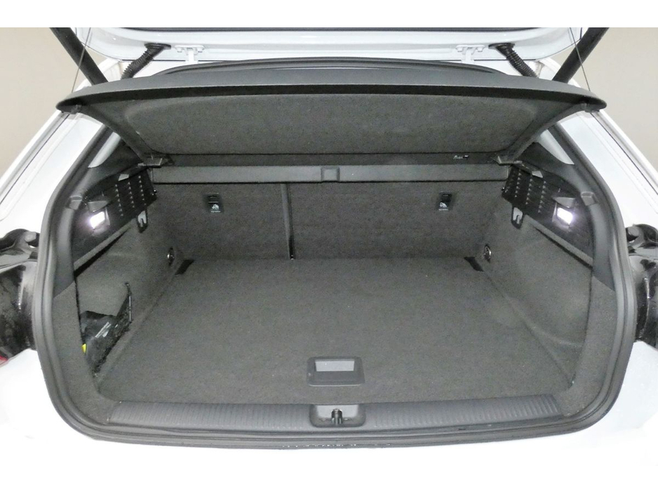 2017 Audi Q2 - image 28