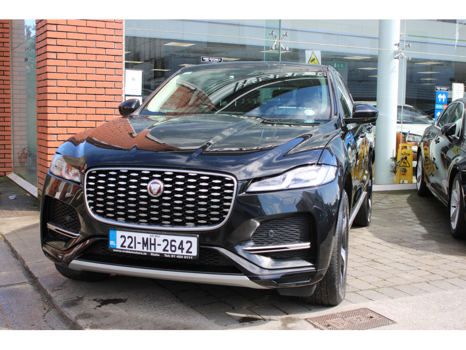 2022 Jaguar F-Pace - image 2