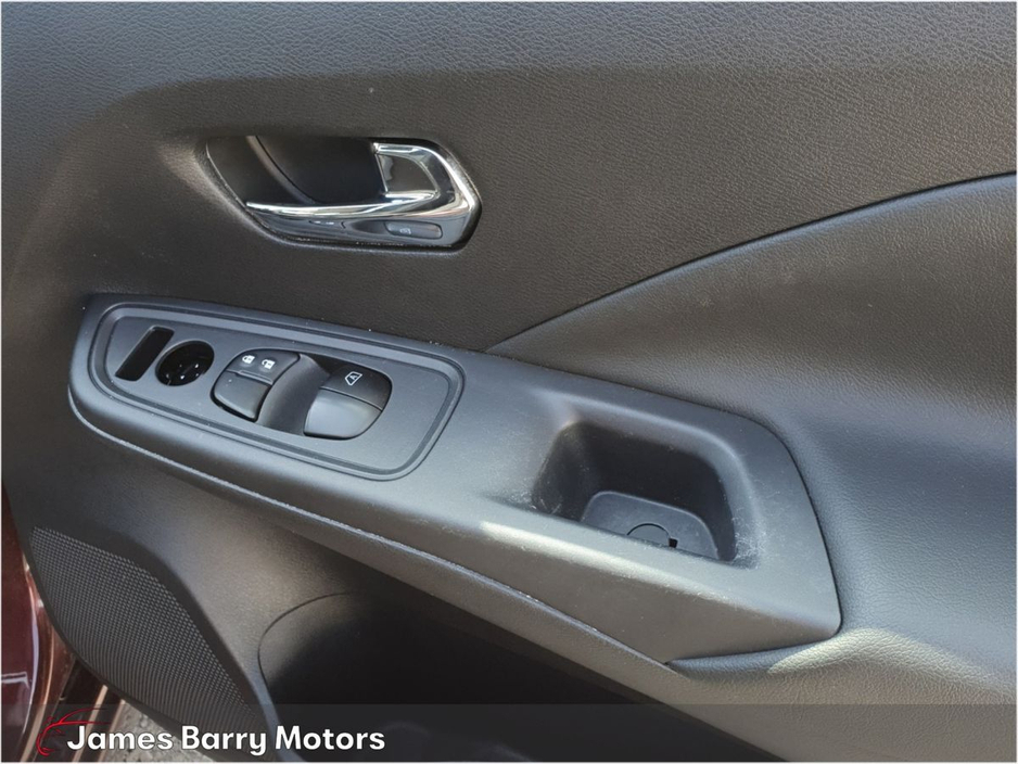 2022 Nissan Micra 1.0T SV CVT €17,950