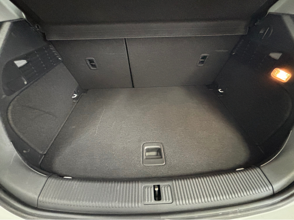 2014 Audi A1 - image 12