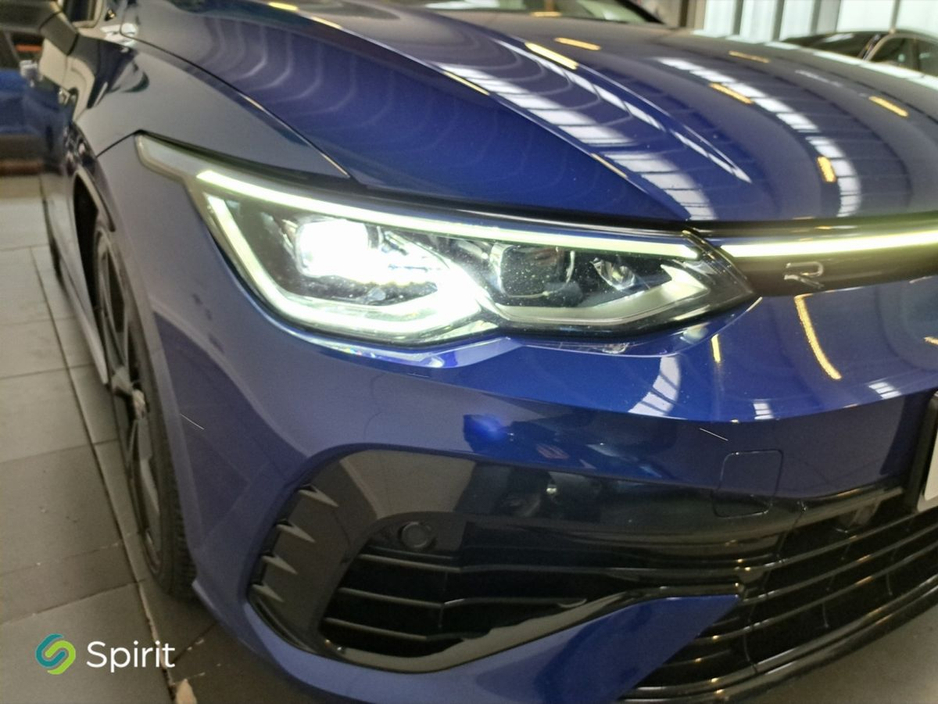 2021 Volkswagen Golf - image 21