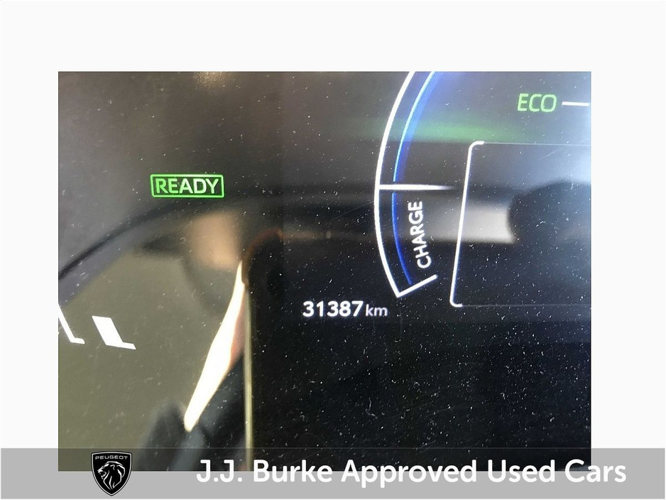 2024 Toyota Yaris - image 15