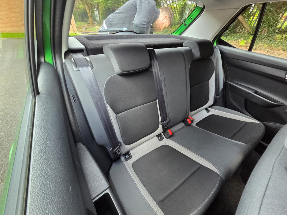 2017 Skoda Fabia - image 13