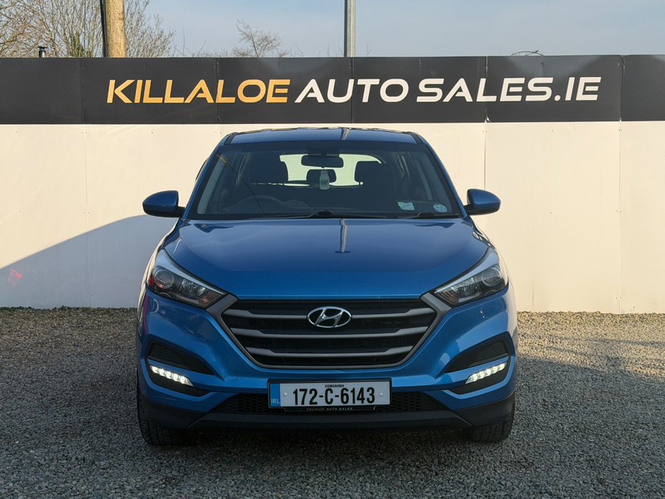 2017 Hyundai Tucson - image 2