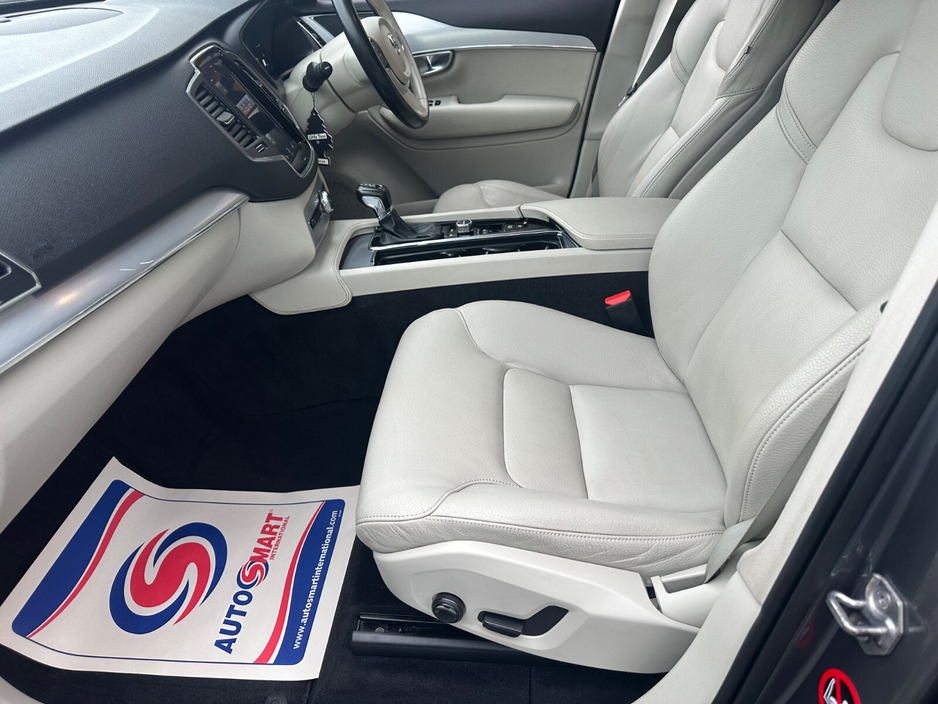 2017 Volvo XC90 D5 (235hp) AWD Momentum Geartronic